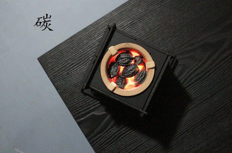 日式鐵藝小煮茶爐溫茶器炭火茶爐明火壺烤茶煮茶器家用蠟燭酒精爐(圖1) 日式鐵藝小煮茶爐溫茶器炭火茶爐明火壺烤茶煮茶器家用蠟燭酒精爐(圖1)