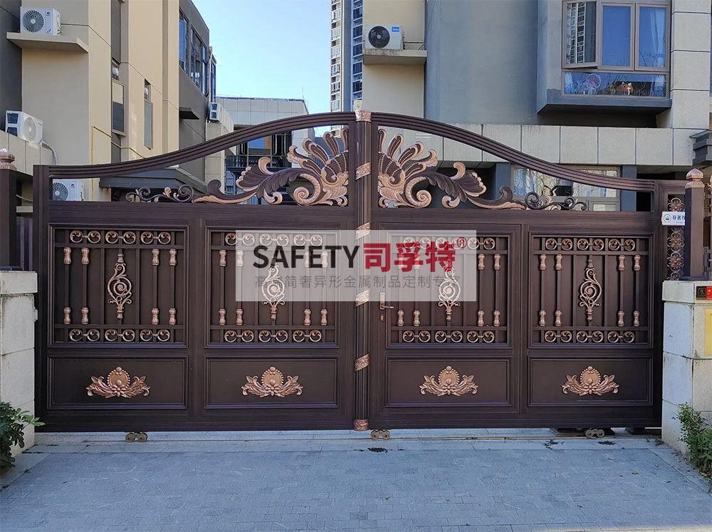 別墅大門用什么材質(zhì)好？[別墅銅門，鋁藝別墅大門](圖4)