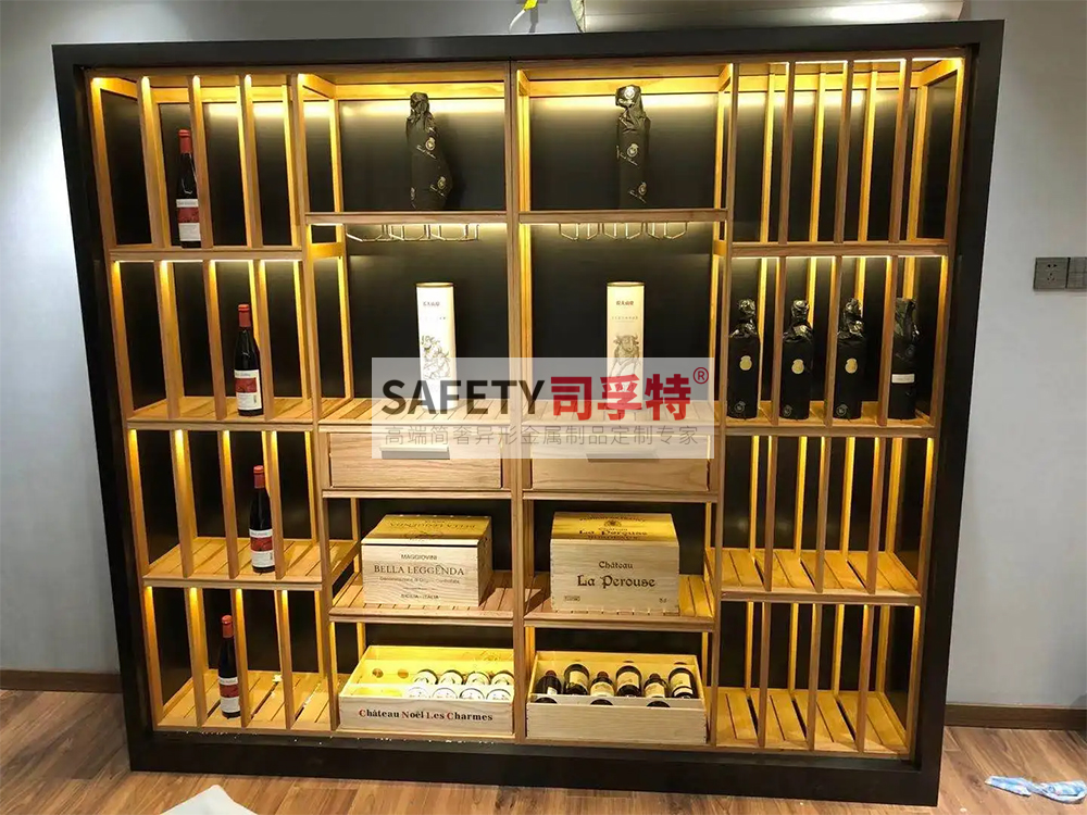 定制不銹鋼酒柜酒架有哪些優(yōu)點(diǎn)？[司孚特不銹鋼酒柜](圖1)