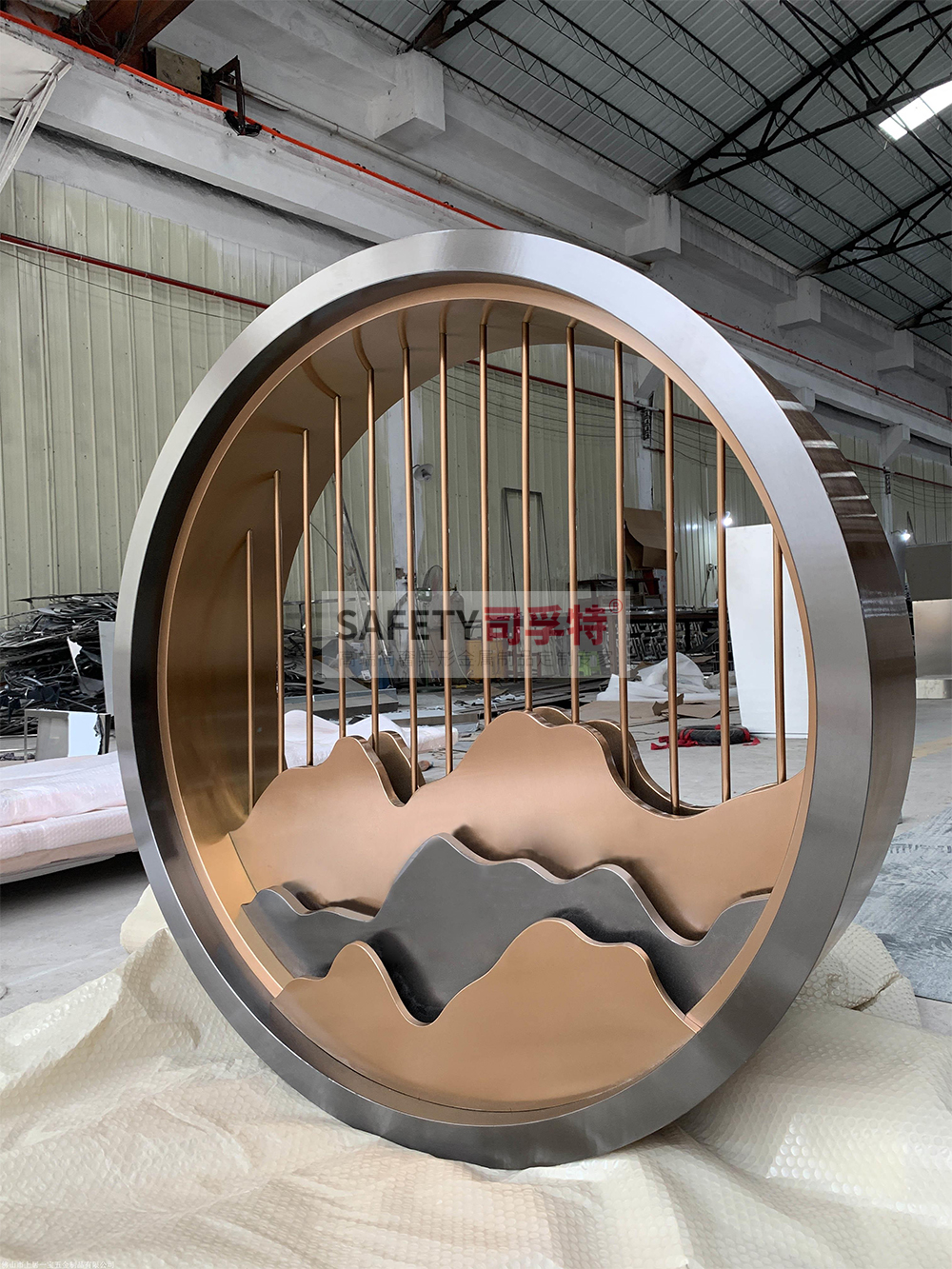 金屬屏風（不銹鋼屏風、鋁雕屏風）安裝過程和步驟講解(圖5)